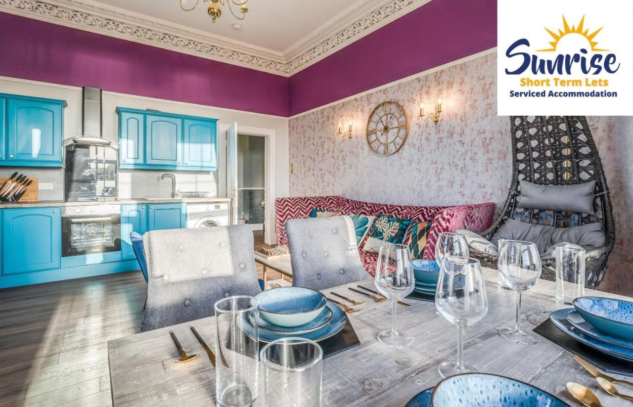 Presidential Apartment, Family Home, Luxury Bedrooms, 2 Rooms, 1 King Bed, 2 Single Beds, Free Wifi, Free Parking, Tourists, Business Travelers, Relocation, Beautiful River Views, - Long Stays, Invoice And Reduced Price Are Only Via Sunrise Short Let دندي المظهر الخارجي الصورة